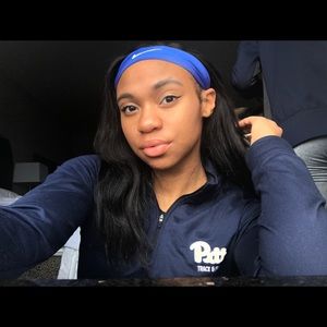 Meet your Posher, Whitney